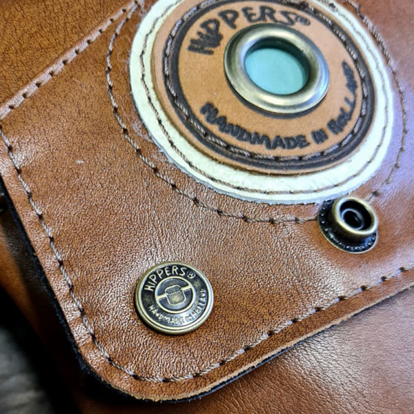 snap-button-application-2